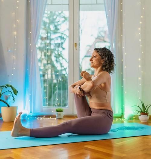 右脚|双腿分开越大，髋越来越灵活，还你浓浓女人味