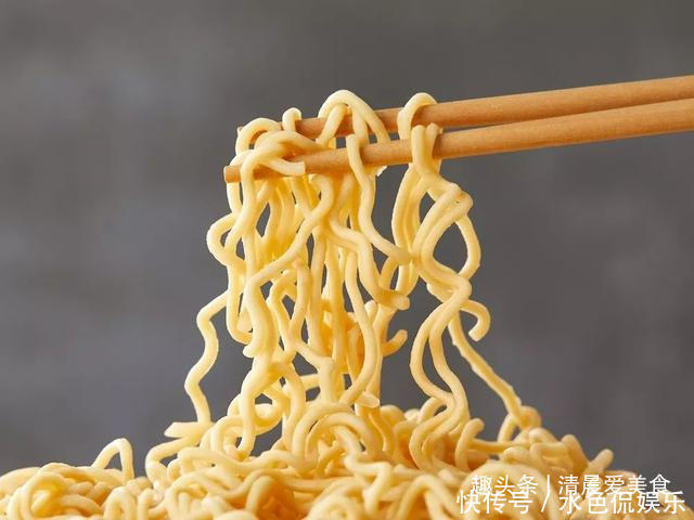 诞生|泡面界“新秀王”诞生,味道力压康师傅,吃一口就停不下嘴!