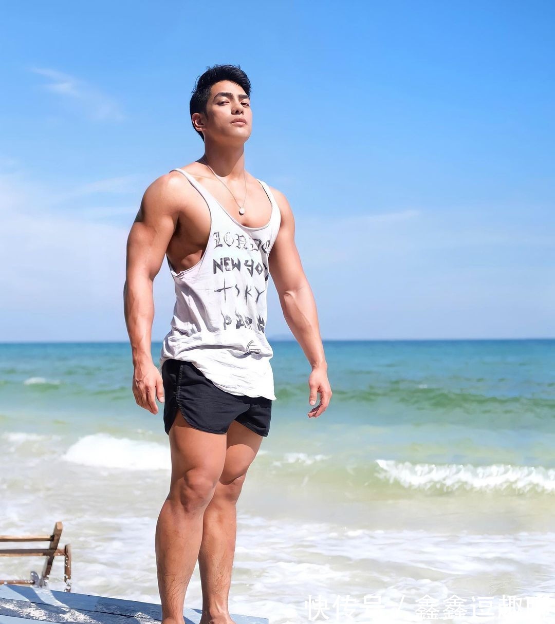 性感|别以为肌肉男就是壮壮的、憨憨的,其实也可以既时尚又性感