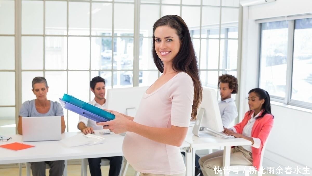 怀孕|一怀孕就辞职和坚持上班的孕妇3个差异很明显,过来人:悔不当初