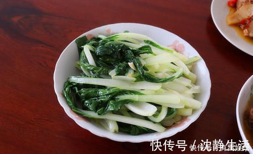 我家的晚餐,三菜一汤不足一小时就做好,网友,辣椒焖一焖