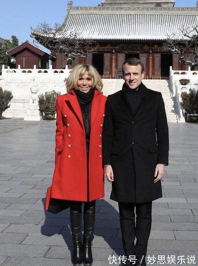 造型 法国第一夫人气质真好,马克龙走路都护着,怪不得布丽吉特逆生长