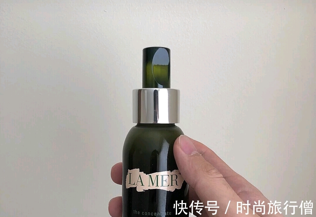 脂肪粒|看看男生都在用什么护肤品!我甘拜下风!