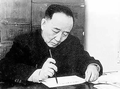 上世纪郭沫若提倡书横着排版,大师陈寅恪一气之下立下一条遗嘱