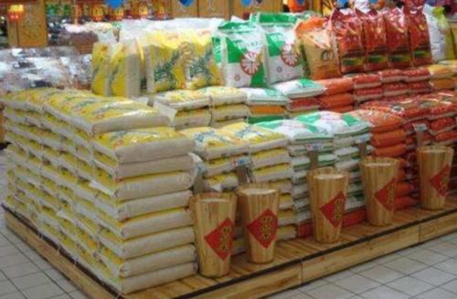 现在才知道，袋装米和散装米，原来区别这么大！难怪煮的饭不香