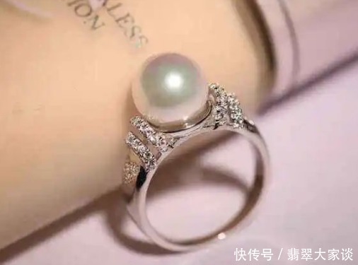 伤害性|翡翠知识详解:购买戒指除了材质和漂亮,还有一个更重要的因素!