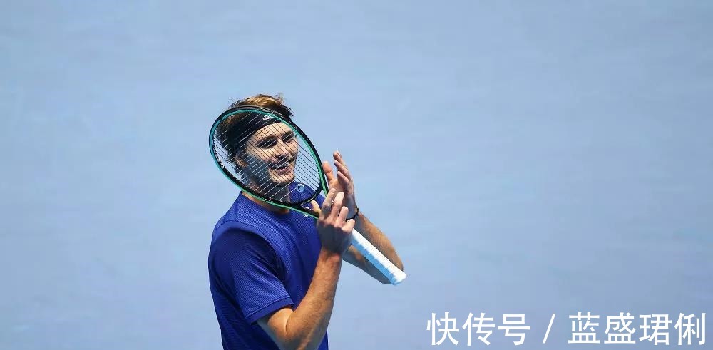年终|德约梦碎总决赛!95后携手晋级,“三巨头”6年无冠!