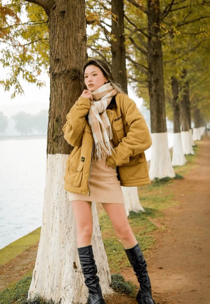  围巾|大衣+围巾，厚毛衣+围巾=入冬“王炸cp!”