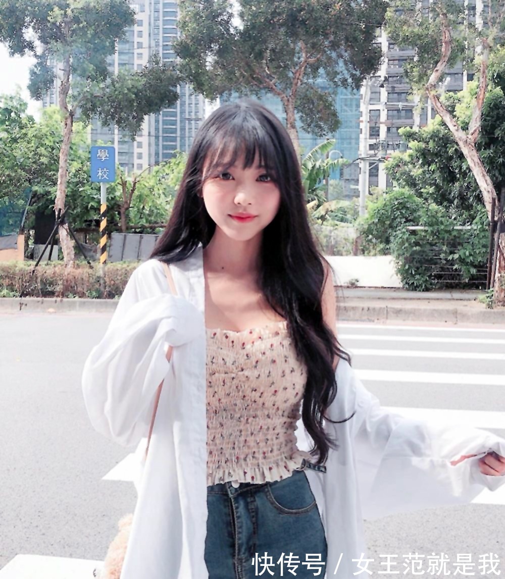 水汪|清纯长发萌妹赵兔兔,水汪大眼看起来超无辜