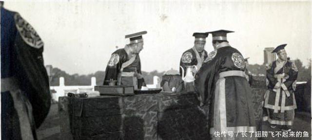 时代|袁世凯违背时代当了皇帝八十多天, 所做的这几件事情倒还令人称道！