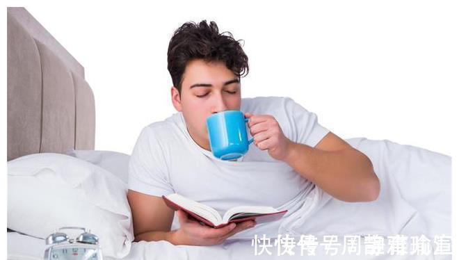 热量|晚上有这4个习惯，体重可能会蹭蹭往上涨，别执迷不悟