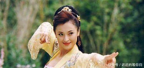 慕容博!天龙八部中,此人是萧远山师傅,武功极高,秒杀无崖子吊打扫地僧!