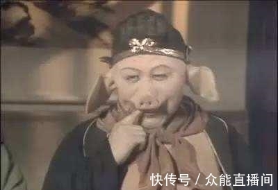 对联！上联：“八戒洗澡，猪下水”，网友巧对下联，真是人才！