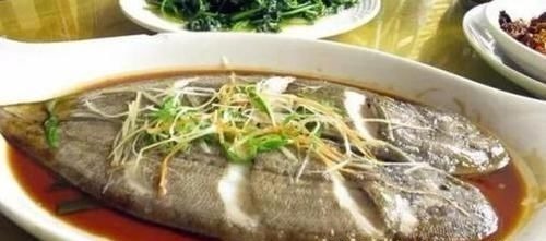 中国居民膳食指南|3种鱼不能买,对身体健康“有害”,营养师提醒:再便宜也不能吃