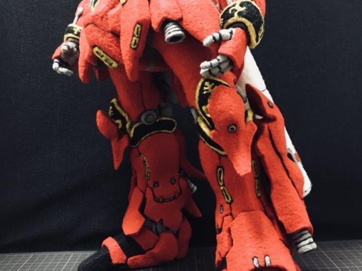 毛垫|大神用毛垫制作高达手办,成品后吓坏观众,网友500我要了