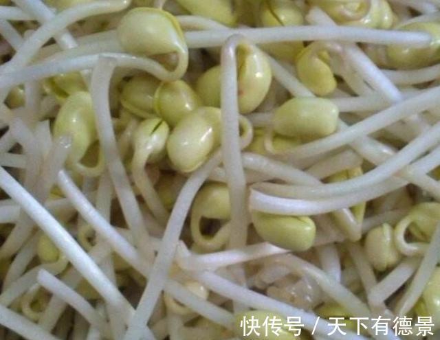 银耳莲子汤|女人怀孕期间,尽量多吃4种“零嘴”,补充孕酮对胎儿发育有益处