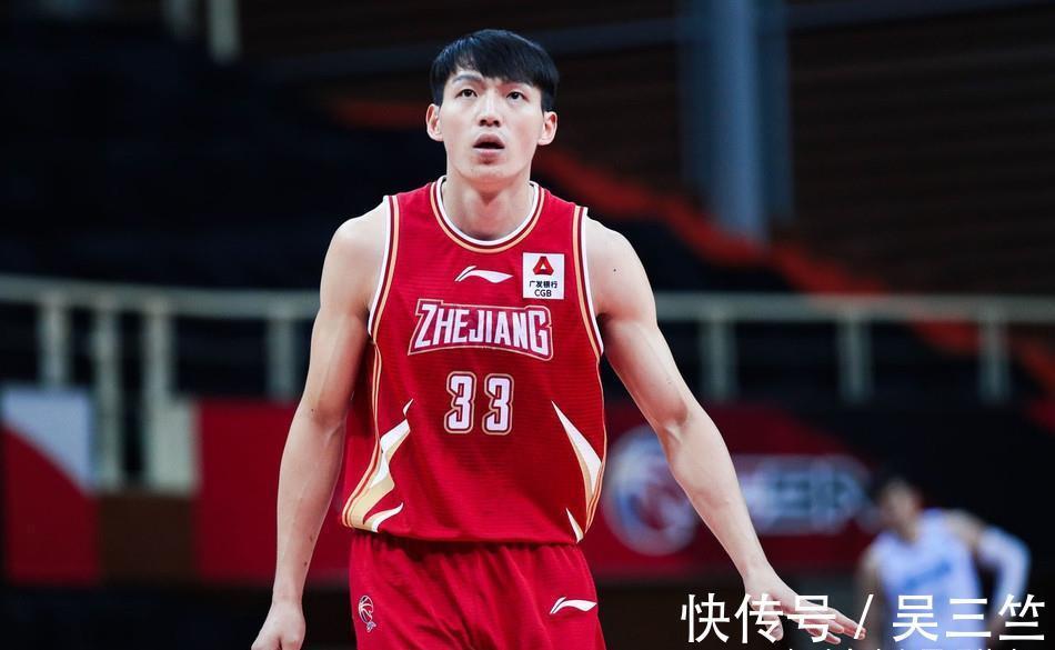 犯规|无谓失误和犯规,成功率低老哈低迷,山东男篮输浙江,防守是亮点
