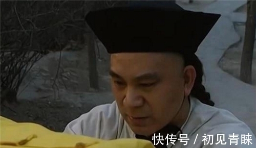 康熙和近身侍卫下象棋,半个月后见侍卫