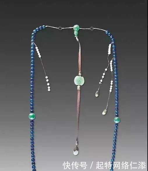 龙袍|一件龙袍能买几件爱马仕?一串朝珠等于几条卡地亚?