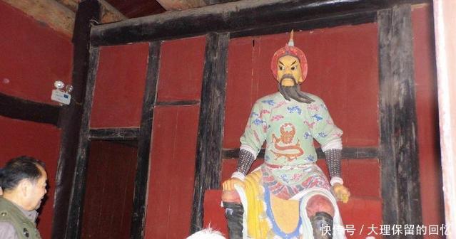 千古|皇帝逼和尚吃肉，和尚吃肉时念叨的一句话，流传至今成为千古名言！