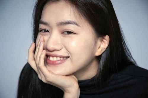 杏仁眼|脸上有这4个特征的女人,年轻时气质出众,到了40岁也不显老