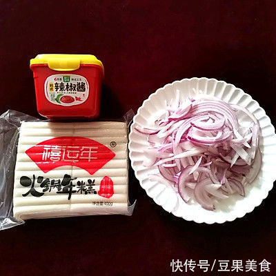 第一次尝试韩式辣炒年糕,没想到这么好吃