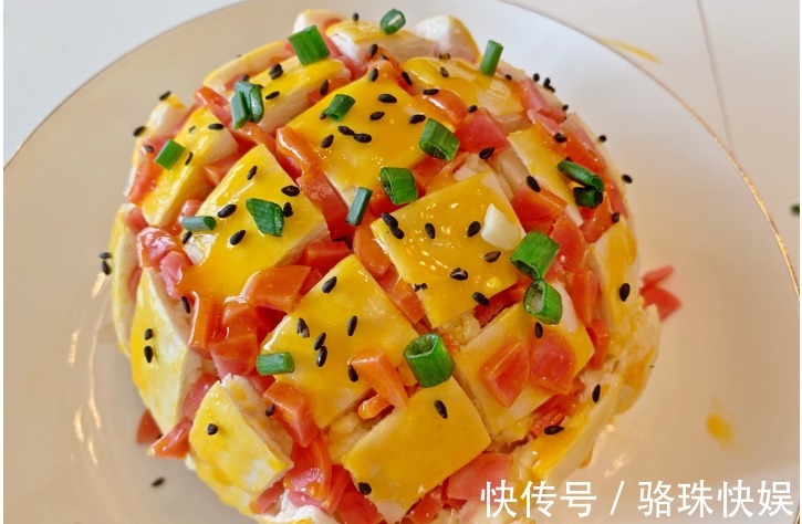 火腿肠|剩馒头秒变蛋糕，不用打发，又香又软，20分钟解决全家人的早餐