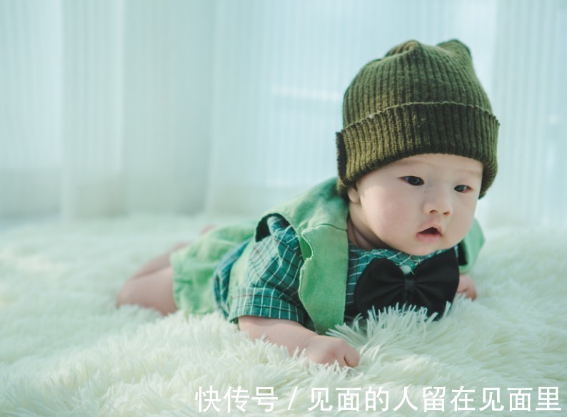 妈妈|“百日”娃能带来哪些惊喜3个月宝宝应该会的能力,妈妈知道吗