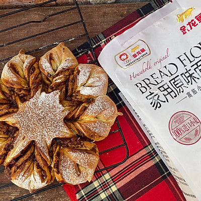 圣诞苹果肉桂雪花面包