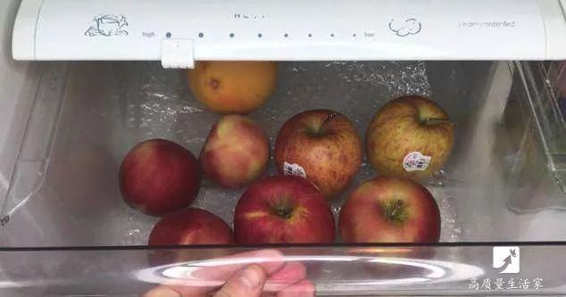 快递里的“气泡垫”别扔啦!放卫生间、厨房特实用,一年能省不少钱!