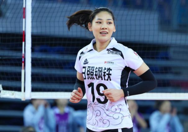 李岩龙|孙杰独得23分夺开门红,曾因伤陷入低谷,恐是山东女排未来基石