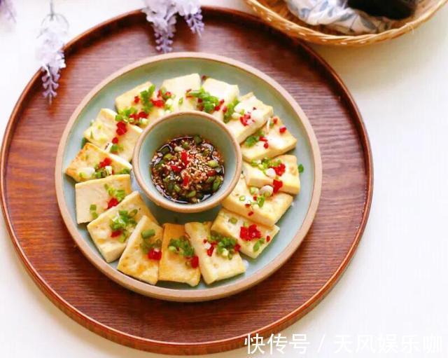 碎块|煎豆腐，不要直接下锅煎，多加1步，就算嫩豆腐也不碎块，不粘锅