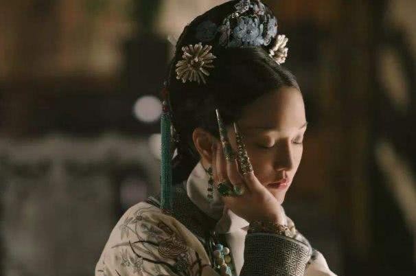 手指套|清朝妃子戴又长又尖的手指套,除了好看,原来还有1个特殊用处