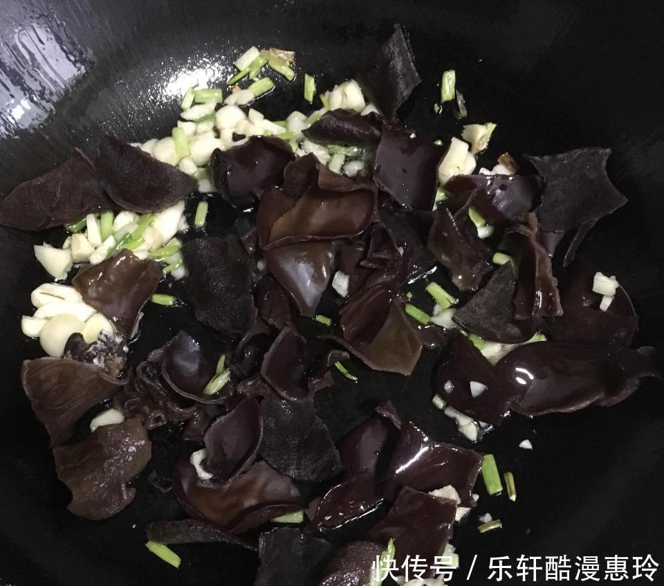 雀斑|经常吃下面这道家常菜,让你和雀斑说拜拜!