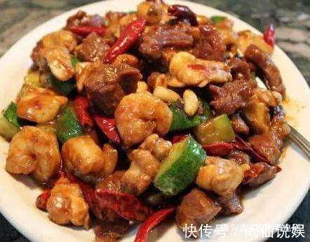干煸五花肉|美食推荐泡椒鸡肉，蒜酥蒸南瓜，宫保三丁，干煸五花肉的做法