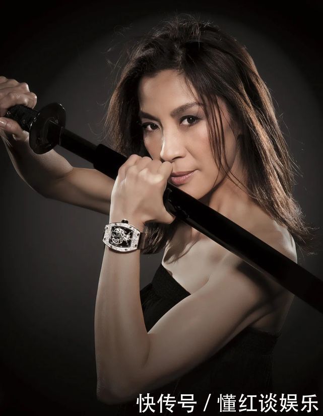 凤凰|敢追求才敢想,腕表不止方与圆~