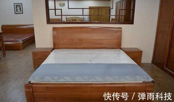 双人床|双人床选1.5米还是1.8米?原来还有这样的讲究?我家差点选错