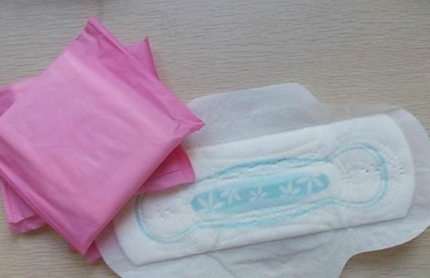 卫生巾|换卫生巾的2个“坏习惯”，特别是第1个，很多人都中招