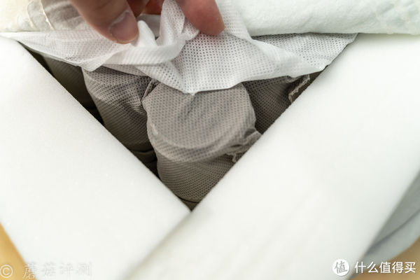 记忆棉|蘑菇玩家居 篇十八：软硬兼具，好睡舒适、网易云舒零压感软硬两用弹簧床垫 体验评测