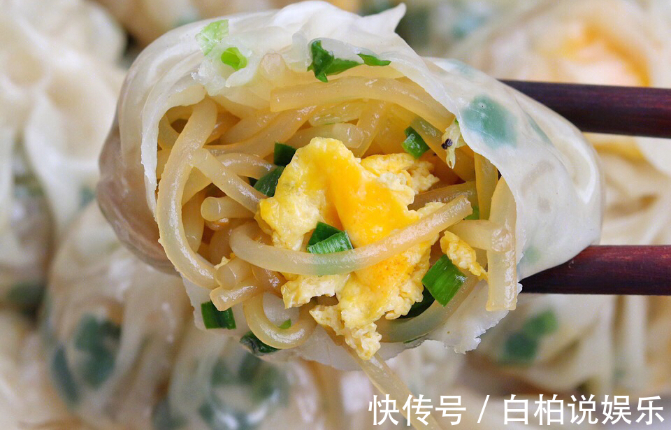 分享懒人韭菜粉丝包的做法，皮薄馅大，超鲜美，一口一个，太香了