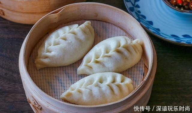 包子|蒸包子,到底用大火还是小火教你正确方法,包子暄软不塌陷