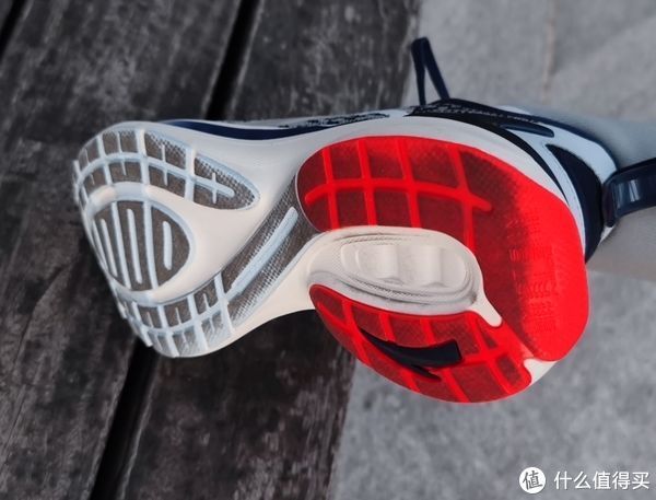 李宁 今年穿过的跑鞋,这5双最值得买!双11年度低价!