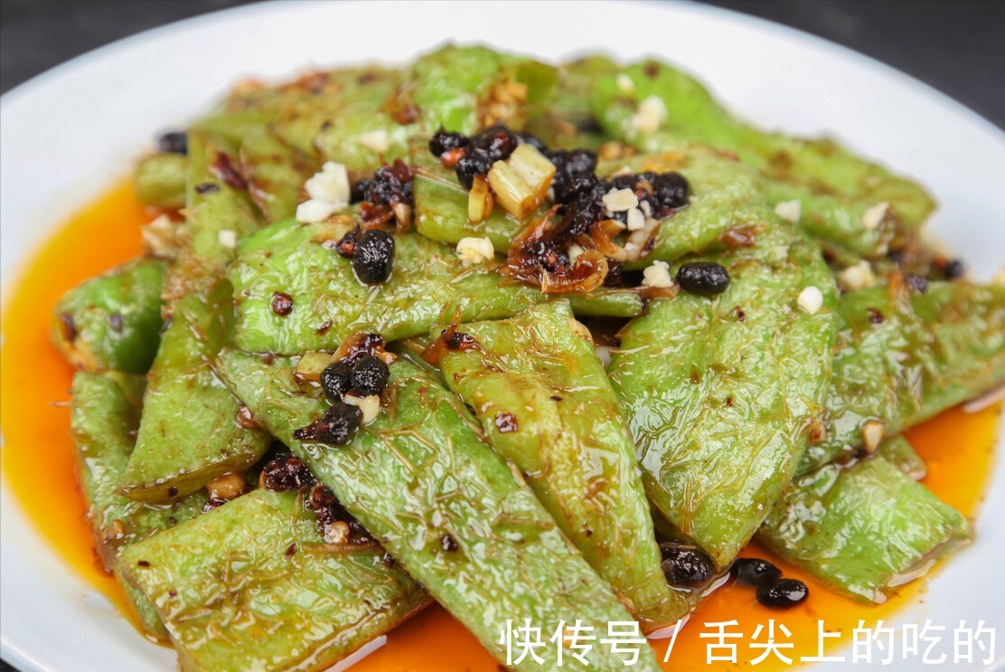 入味|做虎皮青椒，万不能直接倒油，提前多做1步，起皮还入味，真下饭