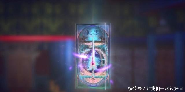 叶罗丽镜孔雀太强，会使用三种叶罗丽魔法，孔雀被带进镜像世界