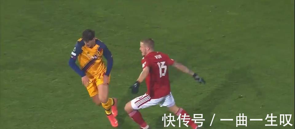 博維|19歲小孩撐起穆里尼奧的天空，他下場后，羅馬差點(diǎn)被對(duì)手翻盤