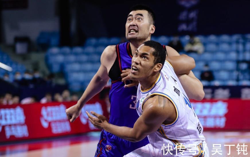 进攻端|令人失望!CBA2米21国手中锋再次受伤,高薪低能饱受争议