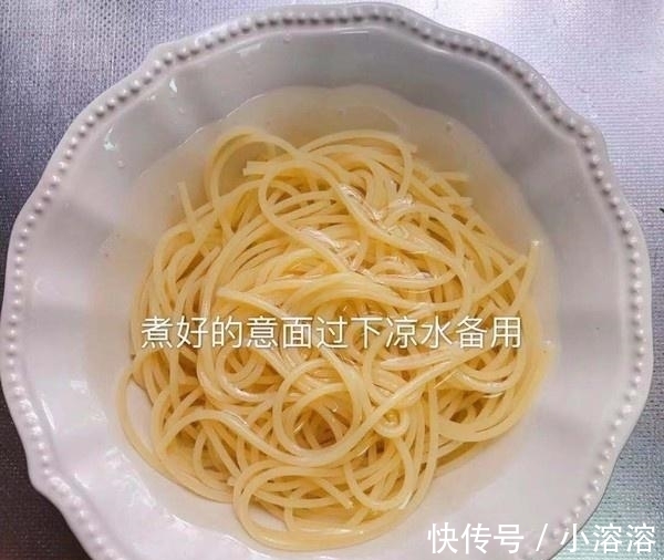 虾仁|每天用它代替米饭，连吃4周，腰肢变苗条显年轻，把衣服穿成S码