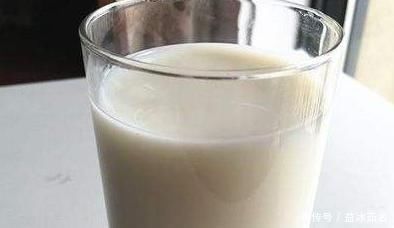 白开水|“植物安眠药”终被发现,白开水里面加一点,喝完沾床就睡不失眠