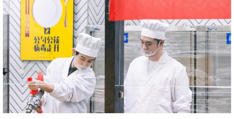 《五哈2》王征宇导演又来“搞事情”，邓超喜提史上最惨“亚军”