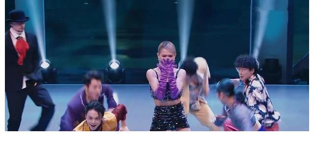 小五|《這就是街舞》神仙打架，王一博冷靜淘汰選手的樣子太帥